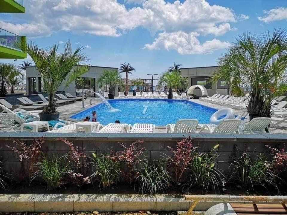 Alezzi Sunwaves Leilighet Năvodari Eksteriør bilde